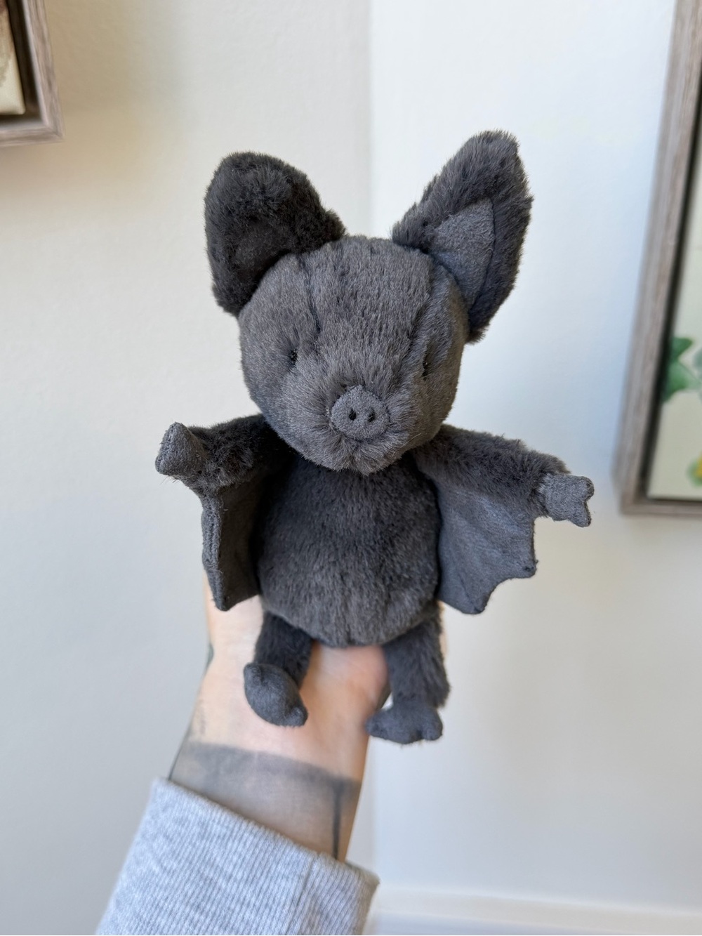 Jellycat Ooky Bat